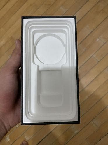 ipad 14 pro: Apple iPhone 11 Pro Max qutusu – 256 GB model üçün (Model A2218) - — 1