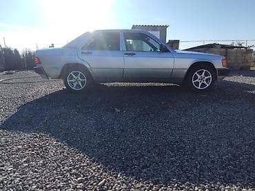 kia sed: Mercedes-Benz W201 (190) sedan - Gümüşü rəng, 4 qapı, arxa ötürücülü — 6