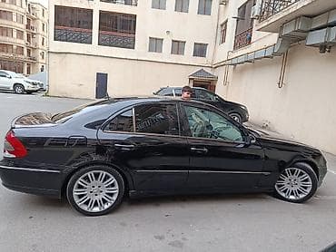 mercedes ceşqa: Mercedes-Benz E 240: 2.4 l | Sedan — 3