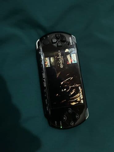 oyun kaseti: Psp 3004 8 gb memory quraşdırılıb sarj cihazı yoxdu Real alıcıya — 3