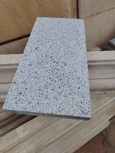 Santexnika: Boz qranit plitələr - Material: təbii qranit - Rəng/tekstura: açıq — 2