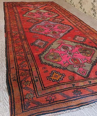 Yun gəbə və kilim. Təqribi 40-50 illikdi. Rəngi solmur, sökülmə lalafo.az -da Yun gəbə və kilim. Təqribi 40-50 illikdi. Rəngi solmur, sökülmə