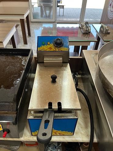 bileceride ev satilir: İcarəyə verilir!
Aylıq 500 azn
Ünvan:Sumqayıt ş. Çerkassi küçəsi 260A — 8