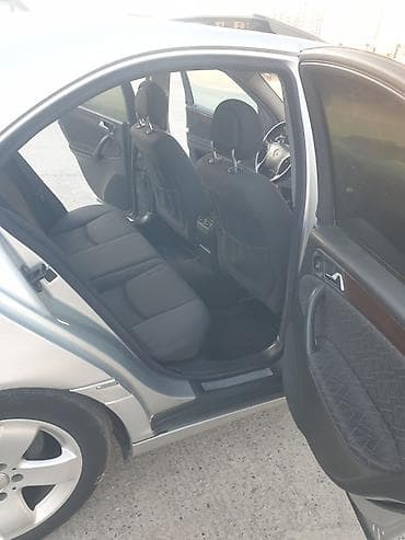 masin bazari az: Mercedes-Benz C-Class sedan - Korpus: sedan, gümüşü rəng - Kuzov — 9