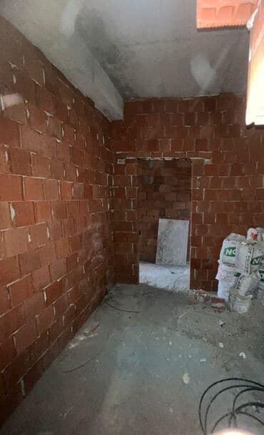 bakıda 1 otaqlı mənzillərin qiyməti: Baza Kodu 000098 Ünvan : Xırdalan şəhəri, Heydər Əliyev prospektində — 1