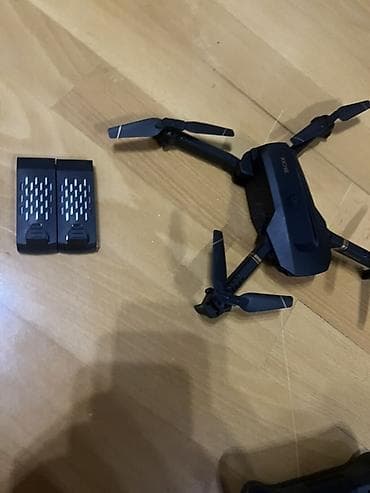 автомобильный набор: Kompakt qatlanan dron + pult + 2 ədəd batareya dəsti Xüsusiyyətlər: - — 1