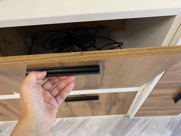 şırdan qiyməti: Düz TV altlığı, Polkalı, Laminat — 3