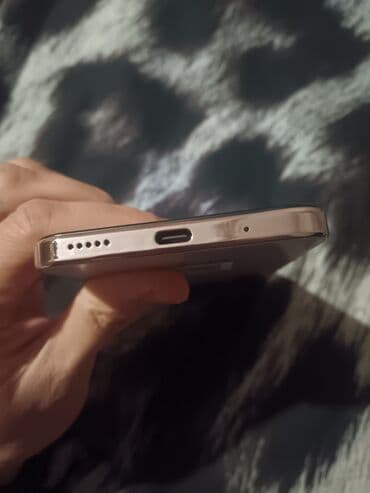 телефоны fly cirrus 7: Telefon yenidir qeydiyyat olunub heç bir roboem filan yoxdu. Model — 5