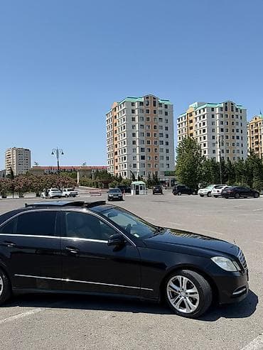 mersedes kapot: Mercedes-Benz E-Class sedan - Korpus: qara rəng, xrom detallar, 17" — 2