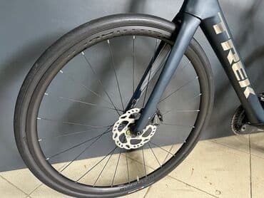 5 ci sinif riyaziyyat qiymətləndirmə tapşırıqları: TREK yol velosipedi – karbon karkaslı, disk əyləcli, Shimano 105 — 14