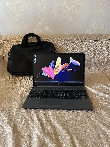 laptop ucuz: İşlənmiş HP Pavilion, 15.6 ", Intel Core i3, 256 GB, Ünvandan götürmə — 1