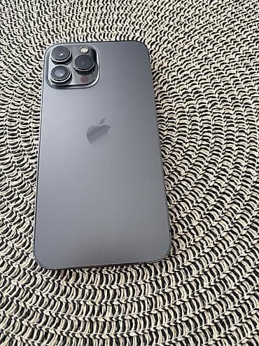 saxta iphone: IPhone 13 Pro Max, Space Gray, Face ID — 1