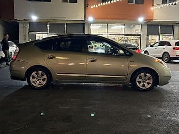 toyota prius kapot: Toyota Prius (2-ci nəsil) hibrid hetçbek - Gümüş/boz rəngli kuzov, 5 — 4