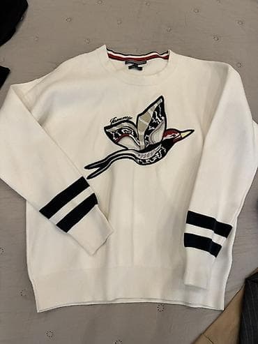 salvar qadin: - Məhsul: Geyim dəsti – 3 ədəd şalvar + 1 ədəd ətək - Tərkib: 1) Bej — 8