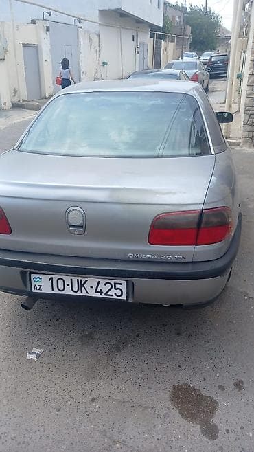 avtomobil sukanı: Opel Omega: 2 l | 1996 il 423000 km Sedan — 6