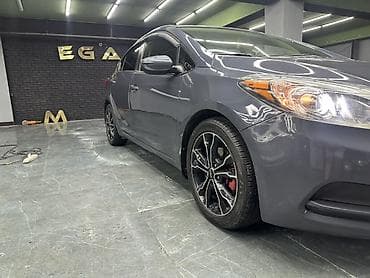jeton satişi: Kia Forte: 1.8 l | 2013 il Sedan — 4