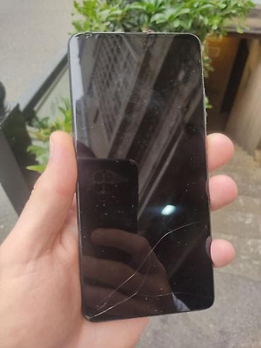 mi 9 t: Redmi K20, 128 GB, rəng - Qara, Qırıq — 2