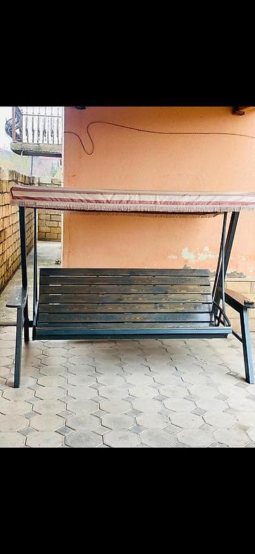 Digər idman və istirahət malları: Yelləncək satılır 650 azn. 1200 azn yigilib cox keyfiyetlidir yataq — 1