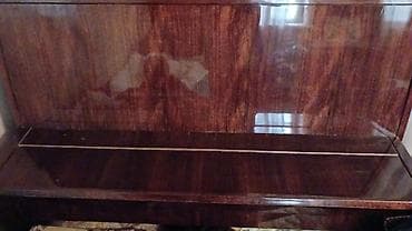 Belarus upright pianino - Marka/model: “Беларусь” akustik upright — 2