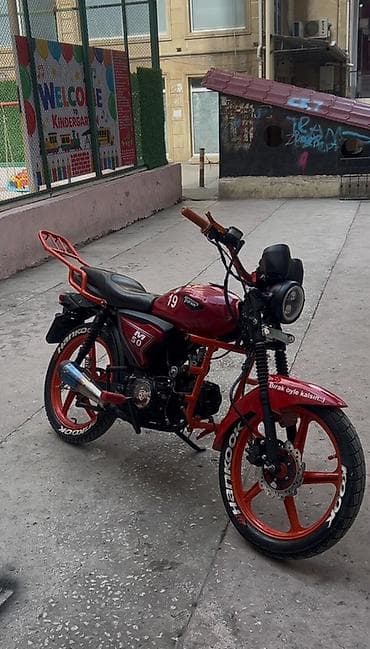 moped kreditle satisi: 80 kubdu senetde 49 du hec birdenede olsun prablemi yoxdu alan adama — 1