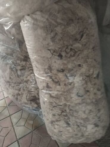 Продукты питания: Məhsul: Qoyun yunu – iri həcmlərdə, şəffaf polietilen kisələrdə — 2