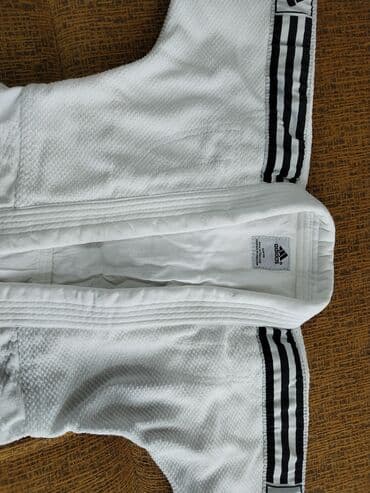 детская спортивная одежда: Çox az işlənib, təzə kimidi. 6-7 yaş uşağa olar. Çox keyfiyyətli — 2