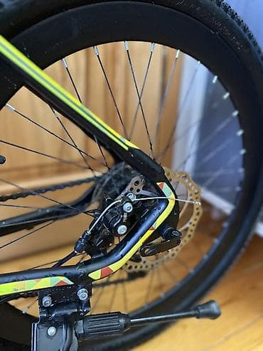 velosiped kaska: 15 gün istifadə olunub cəmi təptəzədir. Alınanda 290 azn verilib. Hər — 10
