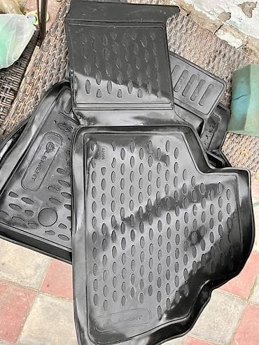 ayaq qolbaqlari: Avtomobil üçün ayaqaltı, Rezin — 2