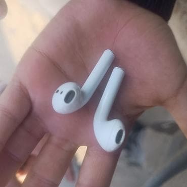 kalonka ucuz: Bluetooth simsiz qulaqcıqlar + şarj qabı - Klassik ağ dizayn — 2