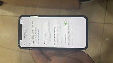 ipone şirvan: IPhone 11, Qara — 5