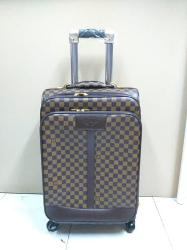 женские чемоданы из поликарбоната: Camadan satilir — 1