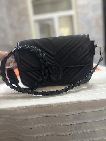 Qara çiyin çantası – şık və praktik dizayn - Rəng: klassik qara -