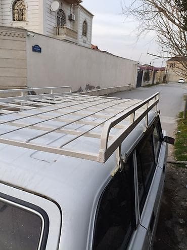 Metalkonstruksiya dam üstü yük səbəti - Material: möhkəm metal