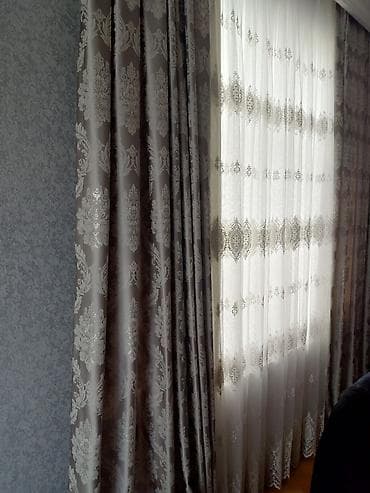 bra divar lampasi: Klassik üslubda dekorativ pərdə dəsti - Tərkib: 1 dəst ağır dekor — 2