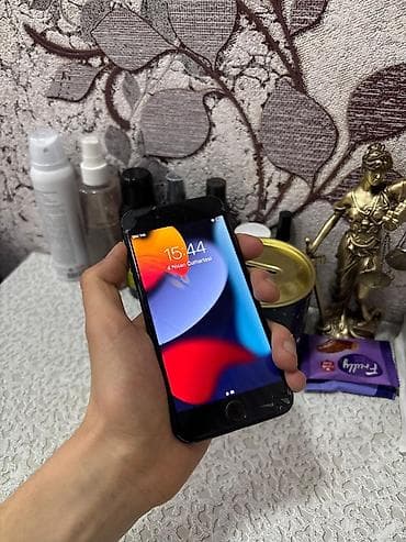 iphone 7 yeni: IPhone 7, 32 GB, Qara, Qırıq — 1