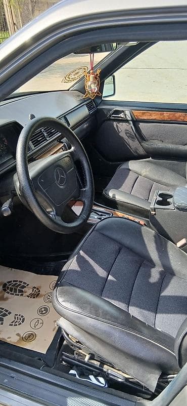 mercedes e240 kompressor: Mercedes-Benz W124 sedan - Kuzov: 4 qapılı sedan, tünd boz rəng - — 6