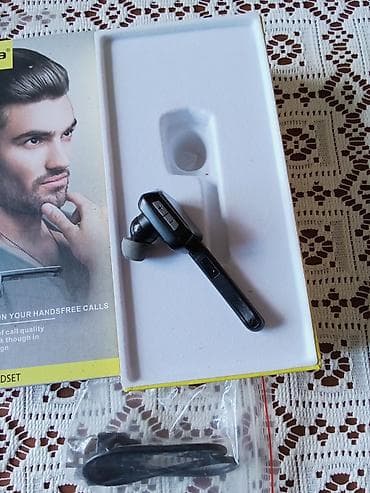 airpods original: Blutuz qulaqliq. Tam original məhsuldur. Həm zənglərə cavab vermək — 2