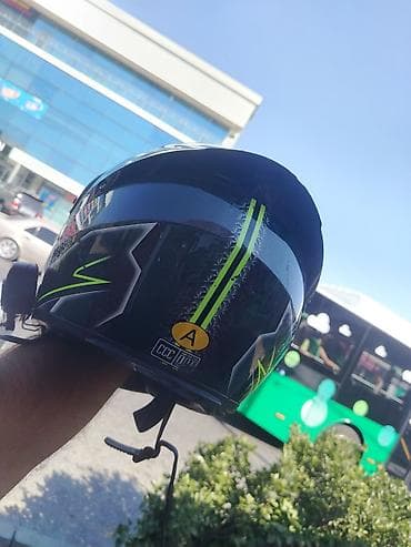 moto tvs: Motosiklet dəbilqəsi – tam üzlü model - Rəng və dizayn: Qara əsas fon — 4
