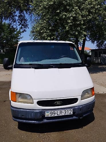 tranzit ford: Ford Transit: 2.5 l | 1998 il 360000 km Van body type — 1