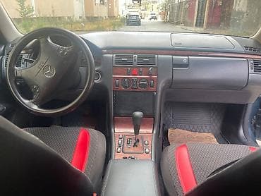 spoiler satisi: Mercedes-Benz E 200: 2 l | 1999 il Sedan — 5