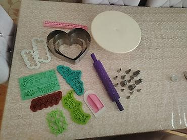 Tort levazimatlari satilir hamisi birlikde 35 azn isteyen elaqe lalafo.az -da Tort levazimatlari satilir hamisi birlikde 35 azn isteyen elaqe