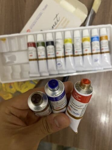 ucuz boya: 12lik yağlı boya seti satilir uzerindede yagli boya ucun fircasi. BOYA — 1