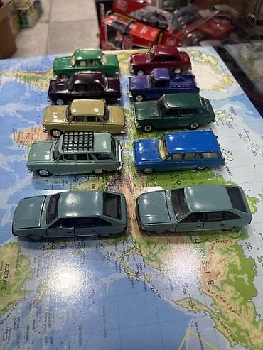 Sovet avtomobillərinin metal kolleksiya modelləri dəsti.Moskvich Masin — 3