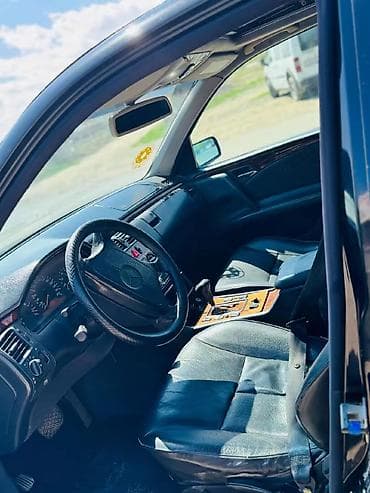 бампер для мерседес 124: Mercedes-Benz 240: 2.4 л | 1998 г. Седан — 3