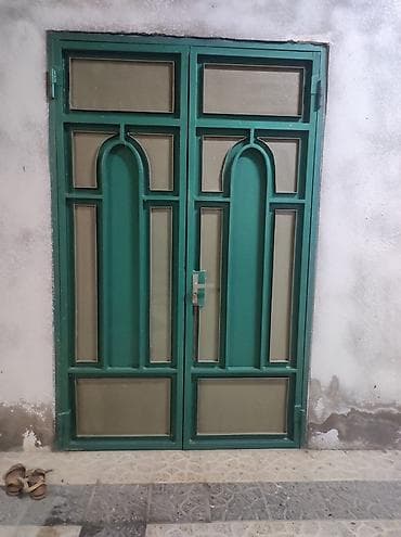 qapi: İkiyarpaq dəmir giriş qapısı - Material: qalın metal karkas, içi şüşə — 2