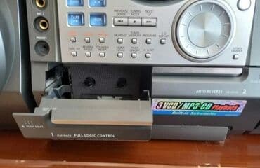 басавик: SAMSUNG musiqi mərkəzi və kalonkaları. Bir çox funksiyası var. 1 — 19
