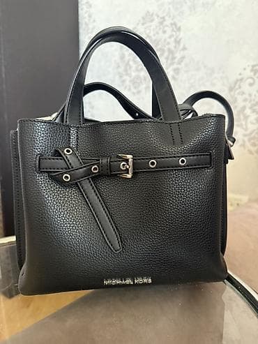 Çantalar: Michael Kors qadın çantası – klassik qara rəngdə, xırda teksturalı — 1