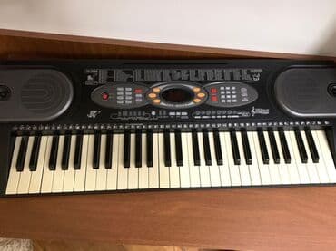 künc rəf: Künc masa, Polkalı, Siyirməli, Teksturalı laminat — 7