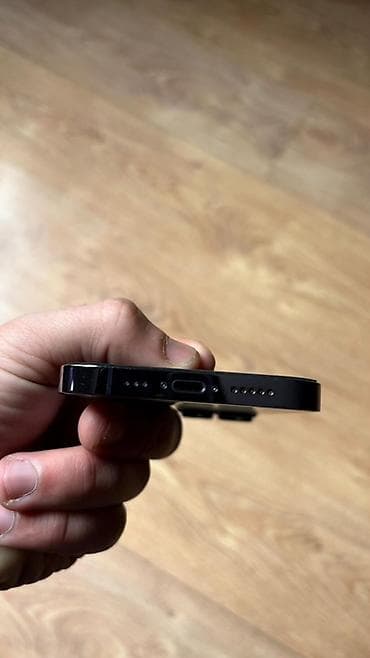 su dispenseri: IPhone 14 Pro, 128 GB, Mavi, Face ID — 3