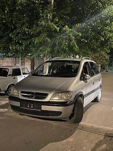 Opel Zafira: 1.6 l | 1999 il 28888 km Van/Minivan